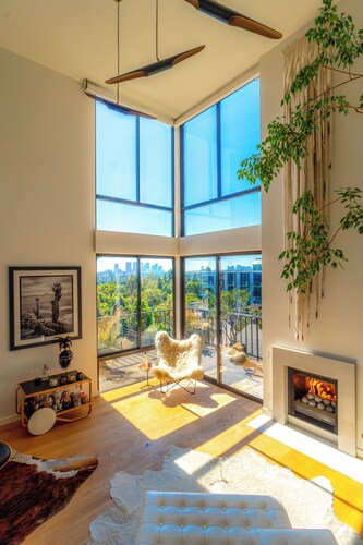 PH-1 West Hollywood – Penthouse w/Private Roof Deck – ExoticDigs Collection