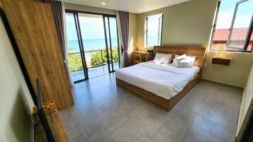 ميني بار ومكتب وواي فاي مجانًا وملاءات أسرّة