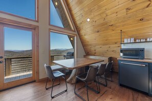 تناول الطعام