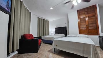 1 chambre, fer et planche Ă repasser, Wi-Fi, draps fournis