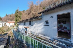 Front of property - Paradise La Tana (Serina)