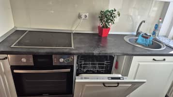 Microwave, oven, dishwasher