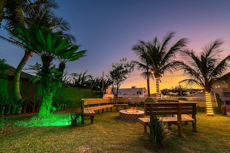 Quarto casal | Terraço/pátio. Suíte 3 Ala pôr sol Residencial Solavir