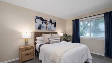 2 bedrooms, WiFi, bed sheets