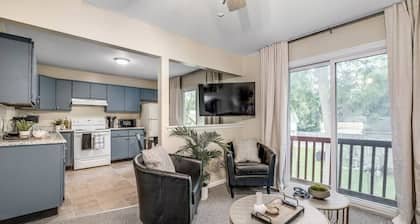 NEW! Chic Remodeled Retreat Near EMU: Easy Commute