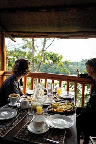 Dave Cave Eco Lodge and Campsite