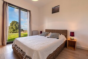 3 soverom, strykejern/-brett, wi-fi (inkludert) og sengetøy