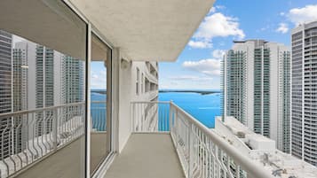 Condo, 2 Bedrooms, Balcony, Partial Ocean View | Balcony