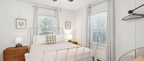 2 Schlafzimmer, Bügeleisen/Bügelbrett, kostenloses WLAN, Bettwäsche