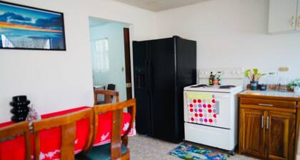 Pura vida tico's family-friendly casita in the central valley