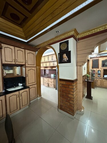 Charming 2-bedroom apartment with WiFi, AC in serene Visakhapatnam Beach