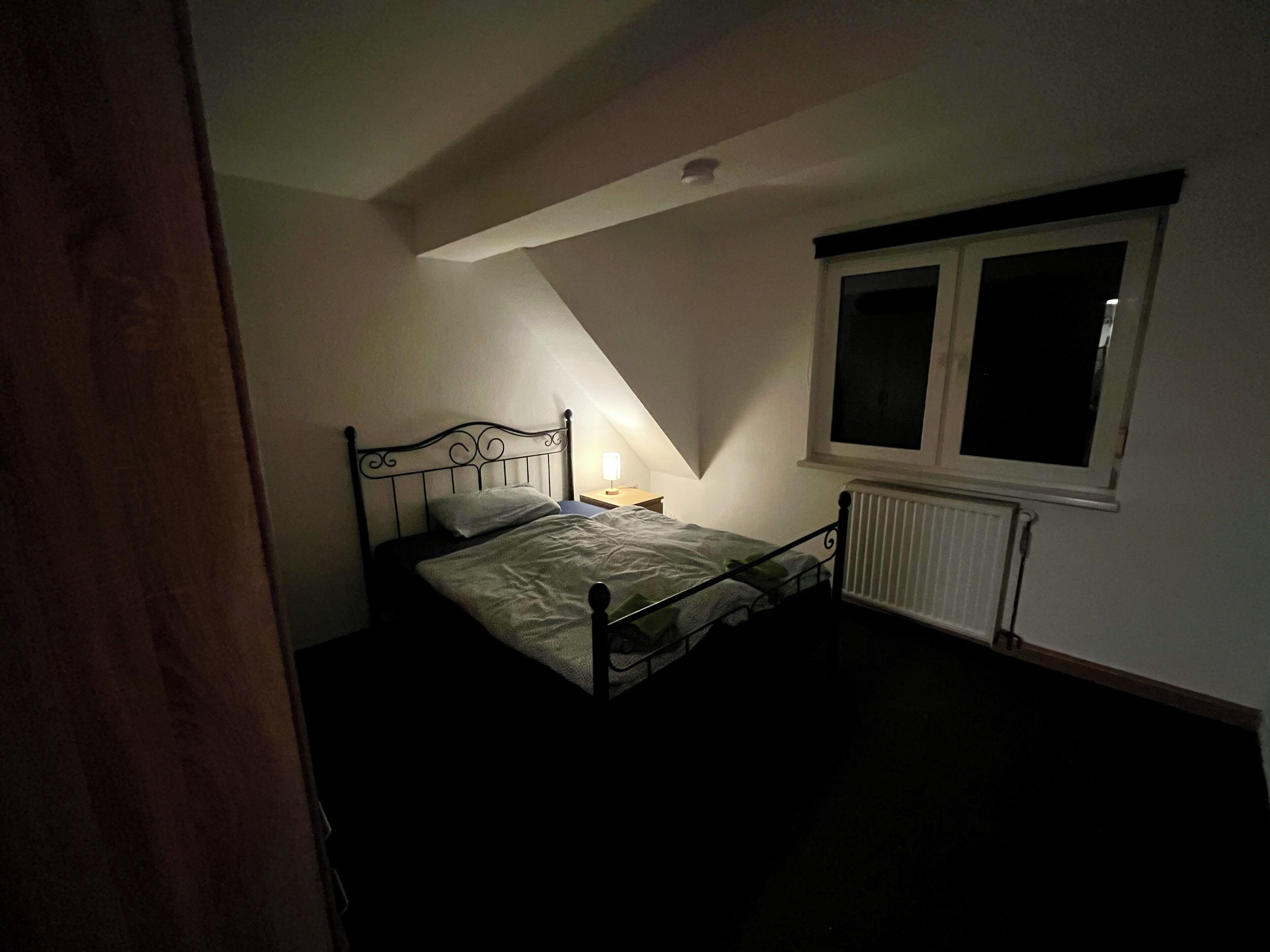 Bügeleisen/Bügelbrett, WLAN, Bettwäsche