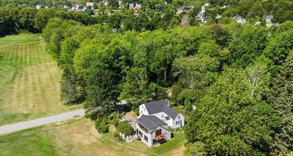 Beauchamp Cottage, near Rockport Harbor and golf c