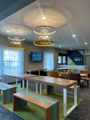 Reception - Spark by Hilton Dayton Fairborn (Fairborn)