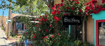 Native Charm Adobe Guesthouse in Historic Old Town with wifi, AC, patio grill.