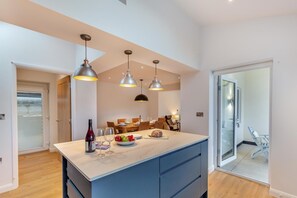 Dining - 3 Bed in Instow (oc-h29265) (Instow)