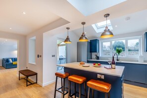 Interior - 3 Bed in Instow (oc-h29265) (Instow)