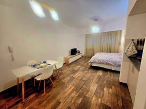 Dining - Modern studio in Buenos Aires (Buenos Aires)