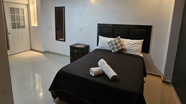 Unclassified image, 1 of 12, button - Sofia Hotel (Tlaxcala)