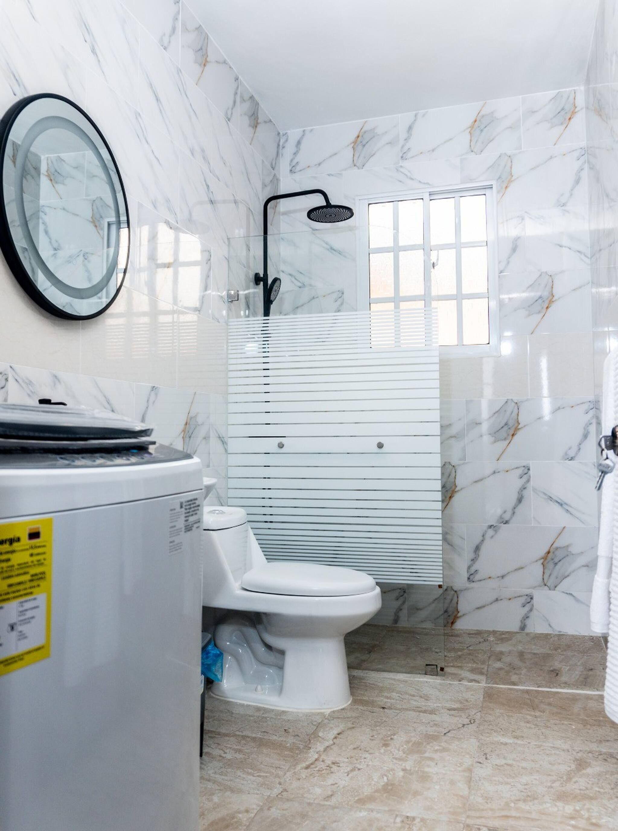 Apartamento, 2 habitaciones, balcón | Baño
