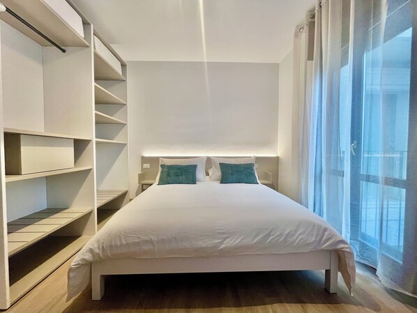 2 chambres, bureau, Wi-Fi, draps fournis