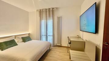 2 Schlafzimmer, Schreibtisch, WLAN, Bettwäsche