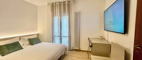 2 chambres, bureau, Wi-Fi, draps fournis