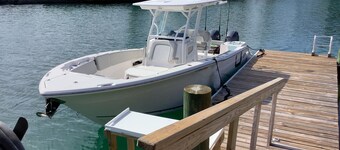 Cozy private green studio cottage on water free floating dock at your doorstep