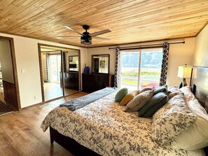3 bedrooms, WiFi, bed sheets
