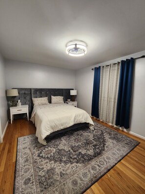 3 bedrooms, iron/ironing board, travel cot, free WiFi