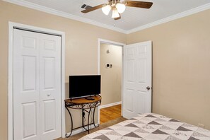 2 chambres, bureau, lit parapluie, Wi-Fi