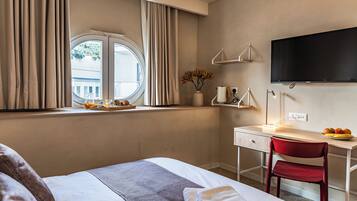 1 chambre, fer et planche Ă  repasser, Wi-Fi, draps fournis