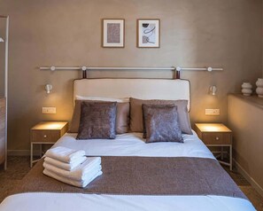 1 bedroom, iron/ironing board, WiFi, bed sheets - Travi Boutique By Holi 11 (Saint Julian's)