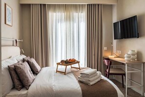 1 bedroom, iron/ironing board, WiFi, bed sheets - Travi Boutique By Holi 14 (Saint Julian's)