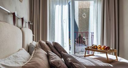 Travi Boutique By Holi