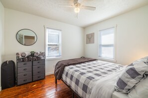 2 bedrooms, free WiFi, bed sheets