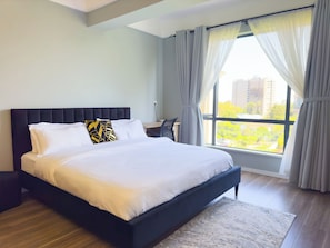 Deluxe Studio, Private Pool, City View | Garden view