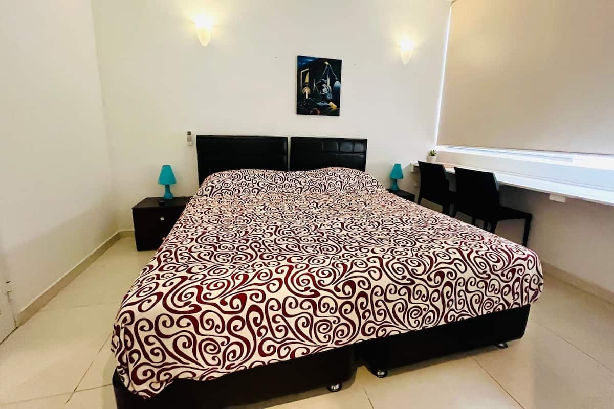 Minibar, desk, blackout curtains, free WiFi