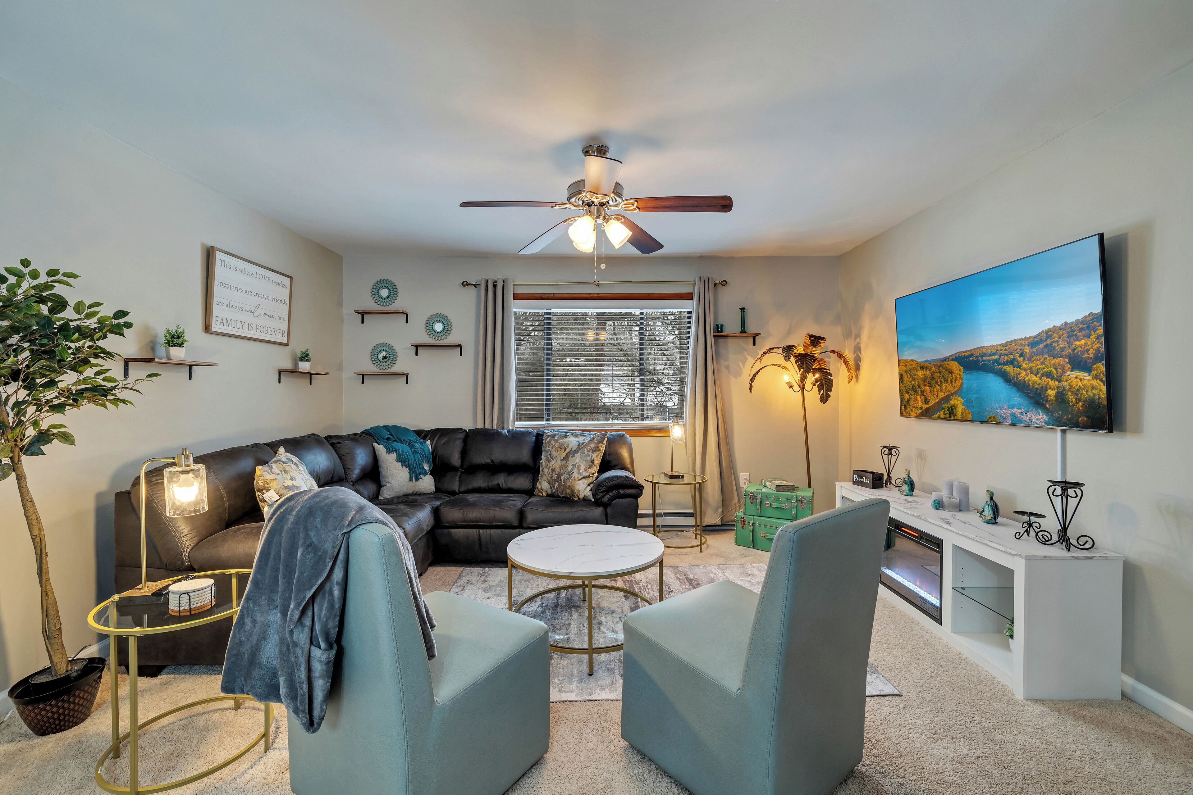 TV connectée, baby-foot, table de tennis de table