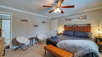 3 bedrooms, desk, iron/ironing board, WiFi