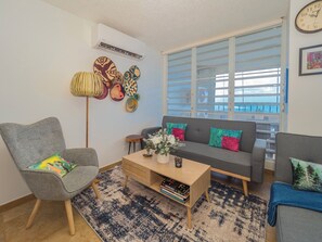 Älytelevisio, kirjoja