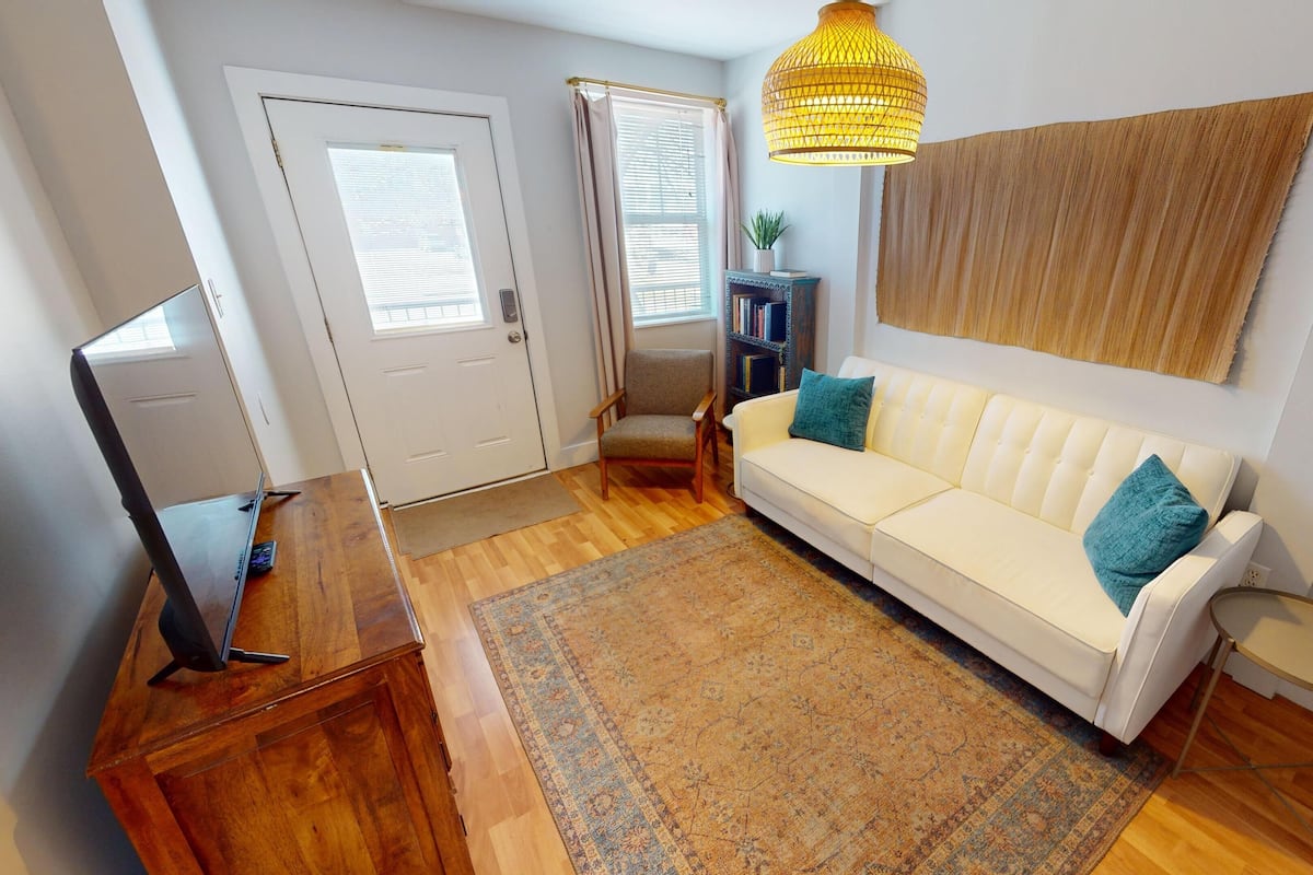 Humphreys St Unit 4 - Wedgewood Houston Getaway! | 1 bedroom, free WiFi