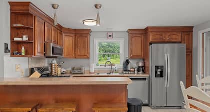 Spacious 5-Acre Home Near Gunstock Mountain & Lake Winnipesaukee w/ Hot Tub