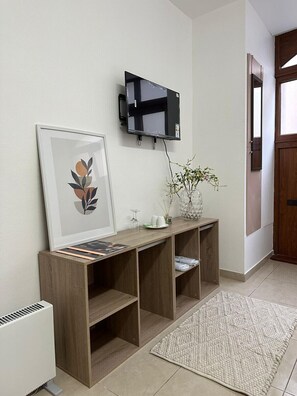 Deluxe Studio Suite, City View | Free WiFi - Gîtes by Hôtel Les Reflets Jaunes (Givet)