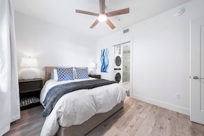 2 chambres, bureau, accès au Wi-Fi (inclus), literie fournie