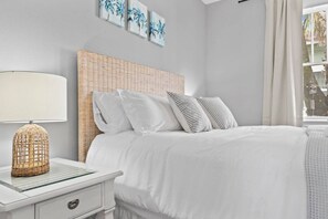 3 bedrooms, desk, iron/ironing board, travel crib
