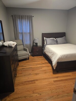 2 sovrum, strykjärn/strykbräda, wi-fi och sängkläder