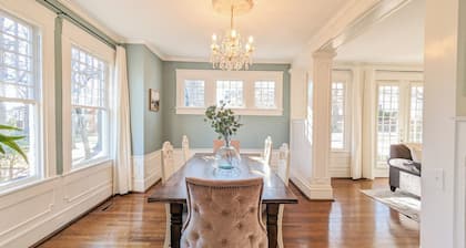 2bed Apt - 5 min walk to Swamp Rabbit - 15min walk to downtown - 3min walk BSWA