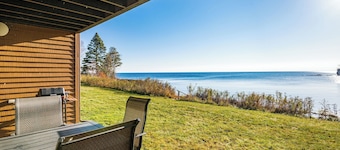 Cozy Lake Home in Two Harbors MN