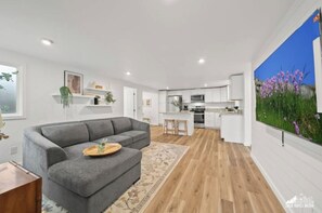 Living area - UMED Polar Bungalow (Anchorage)